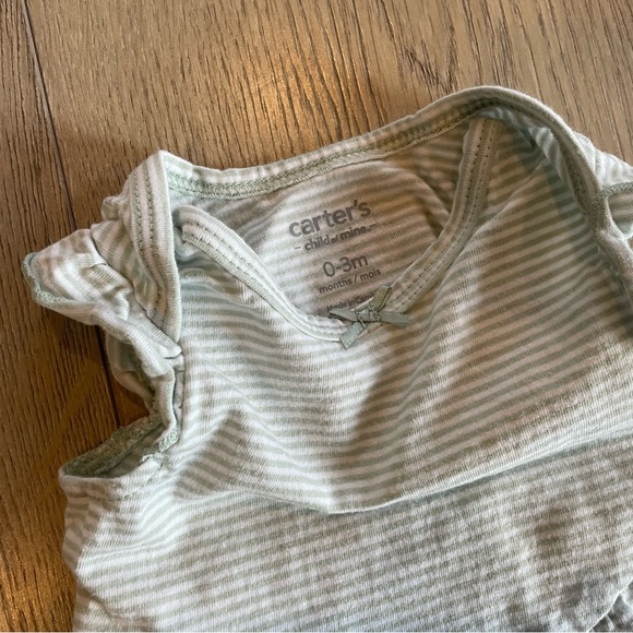 Baby girl Carter’s 3 pieces set - Picture 3 of 3